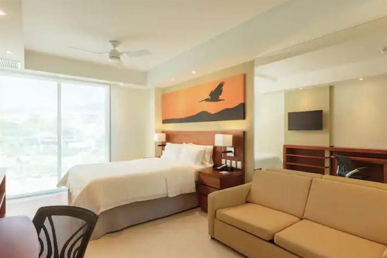 Hampton Inn & Suites By Hilton Los Cabos San Jose del Cabo Exterior photo